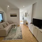 A1 Apartman *