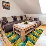 Apartman A1 *