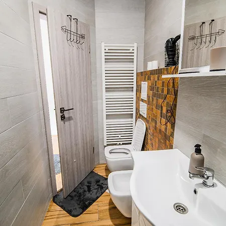 Apartament A1 *